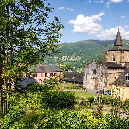 Pyrenees Cycling Lodge Saint-Savin (Hautes-Pyrenees) Exterior photo